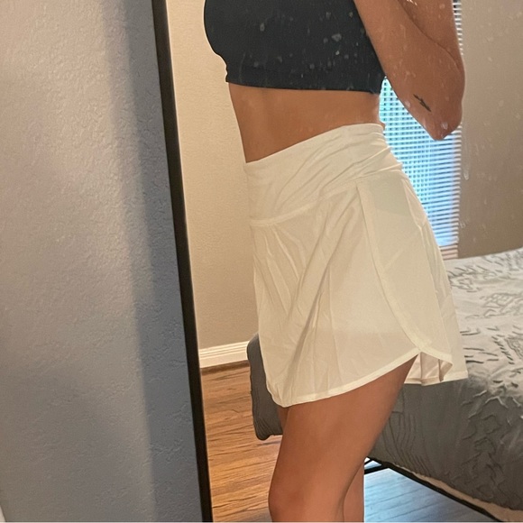 NWT DKNY White Sport Skirt - Picture 2 of 7